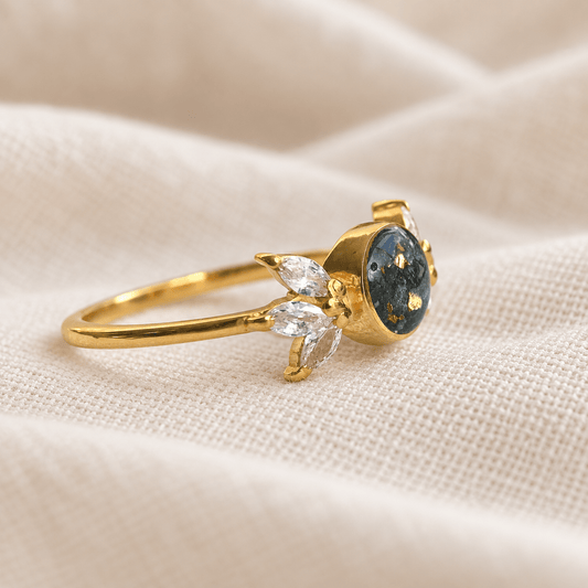 LUMINA ACCENT RING - Memories of You