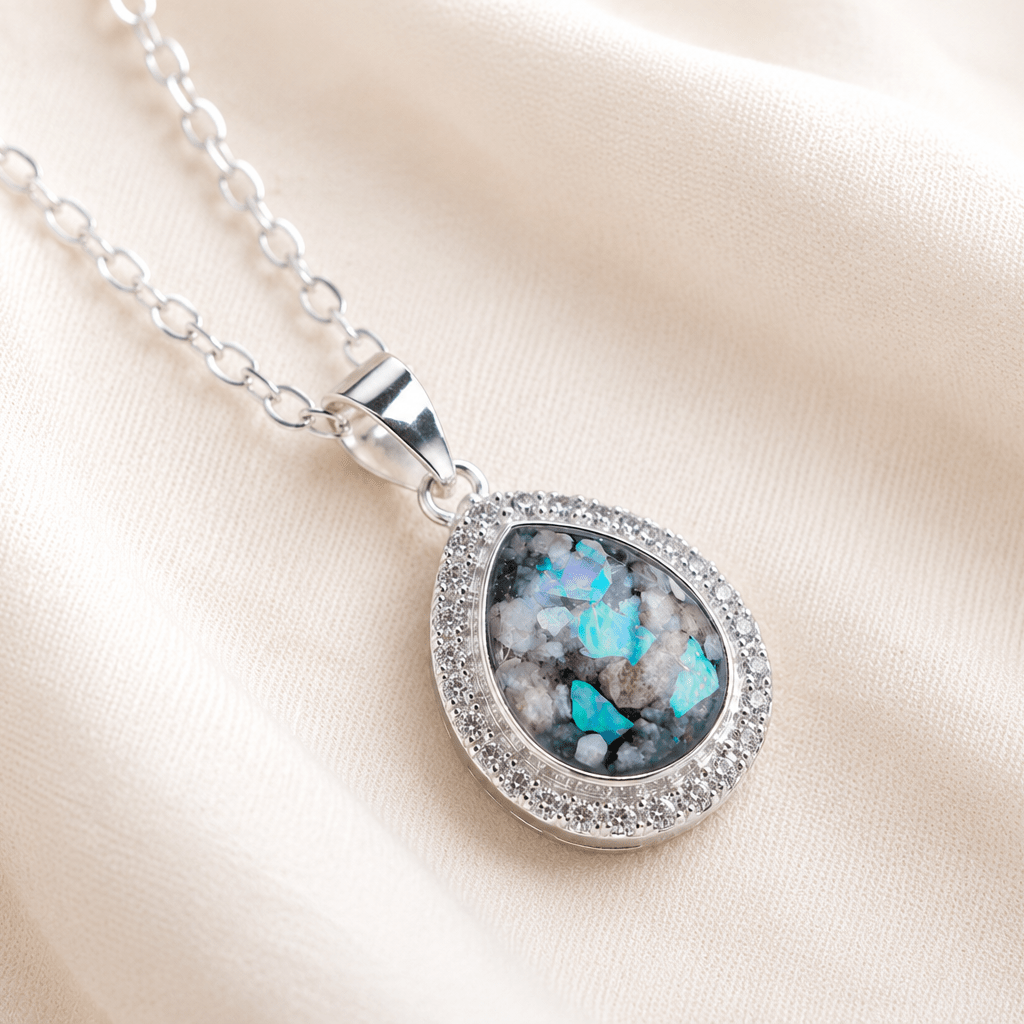 OPHELIA TEARDROP HALO PENDANT - Memories of You