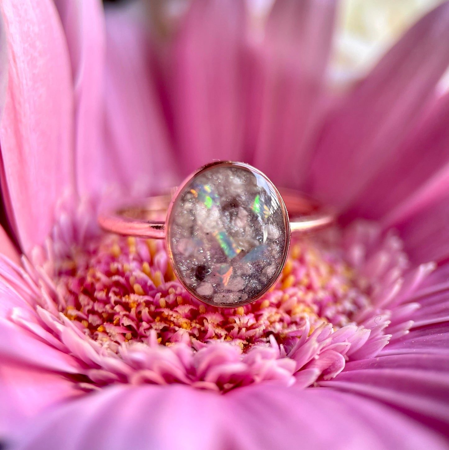 SOLACE OVAL RING - Memories of You