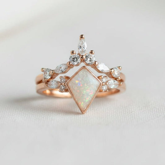 CELESTE KITE RING - Memories of You