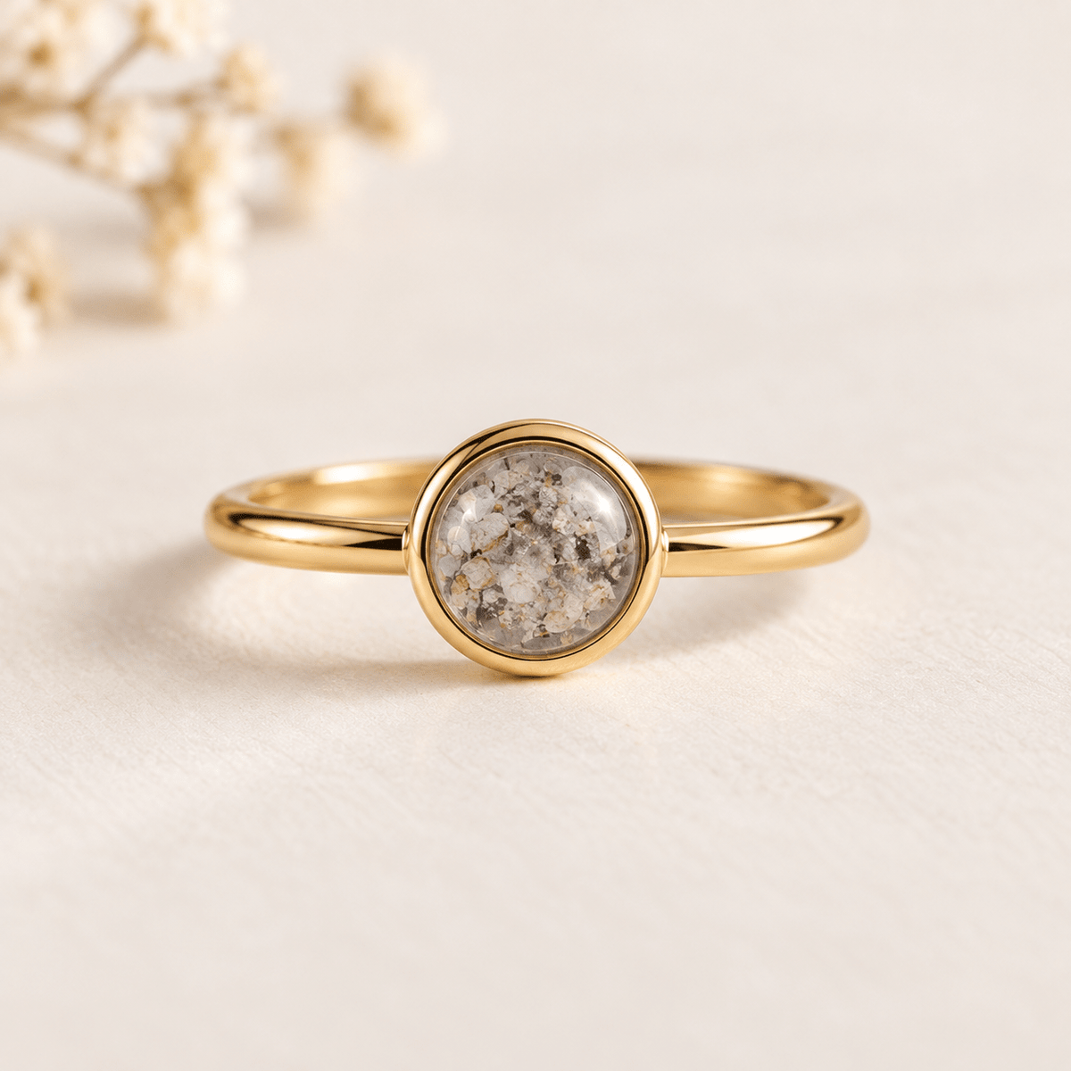 CLASSIC ROUND KEEPSAKE RING - Memories of You