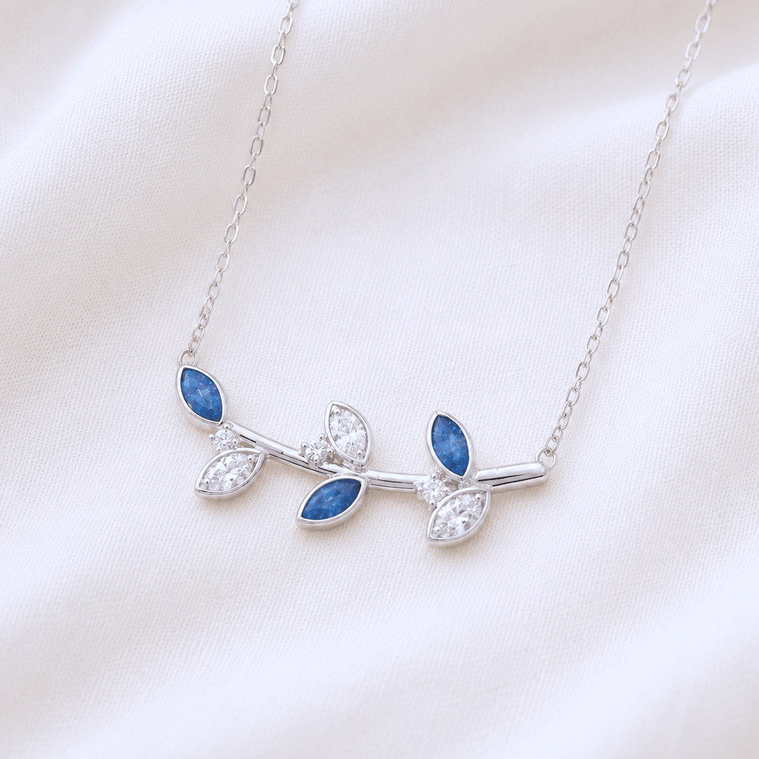 ENTWINED MARQUISE NECKLACE - Memories of You