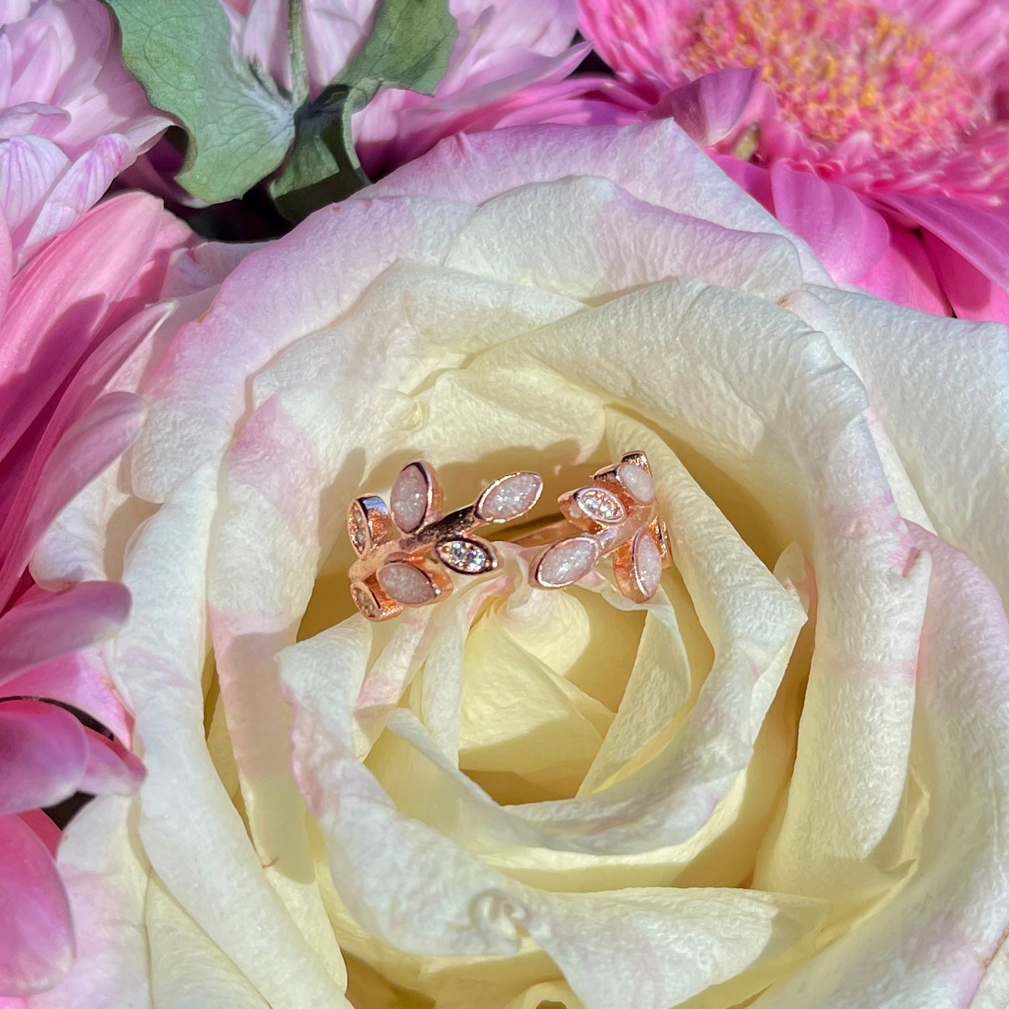 ENTWINED MARQUISE RING - Memories of You