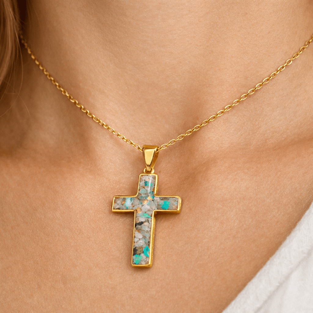 ETERNAL FAITH CROSS PENDANT - Memories of You