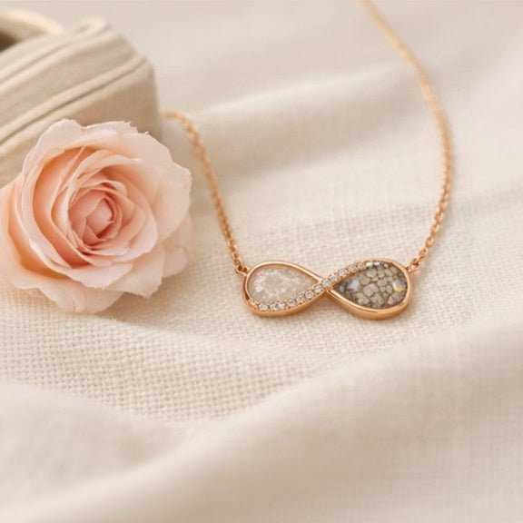 INFINITE LOVE PENDANT NECKLACE - Memories of You