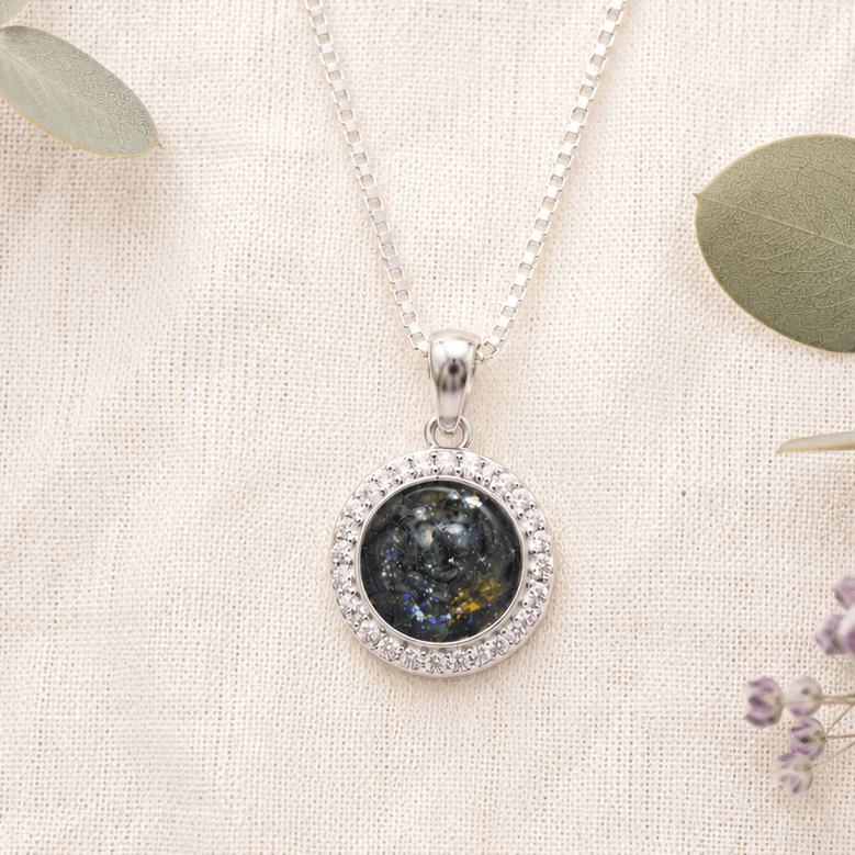 LUMINA HALO PENDANT - Memories of You