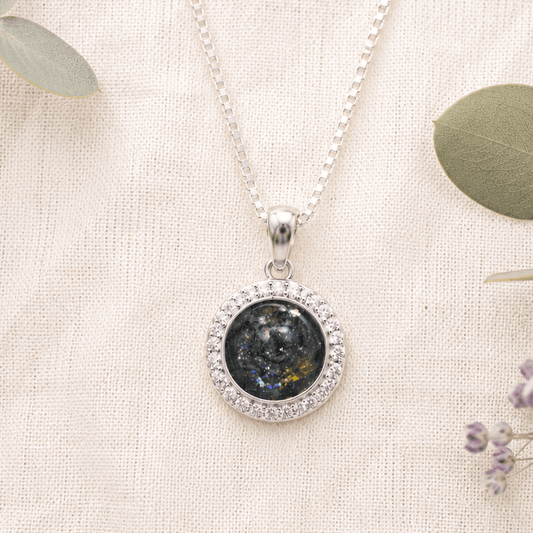 LUMINA HALO PENDANT - Memories of You
