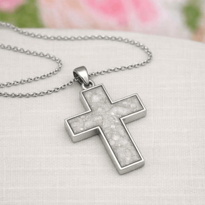 MEN'S ETERNAL FAITH CROSS PENDANT - Memories of You