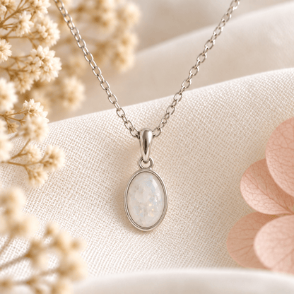 PETITE OVAL KEEPSAKE PENDANT - Memories of You